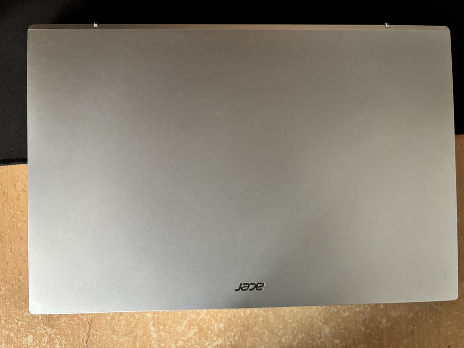 Vand laptop Acer Aspire 3 i5-1235U Pure Silver