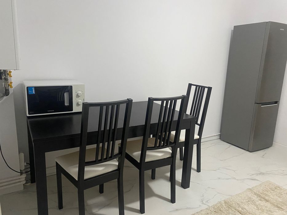 Închiriez apartament 2 camere ultracentral