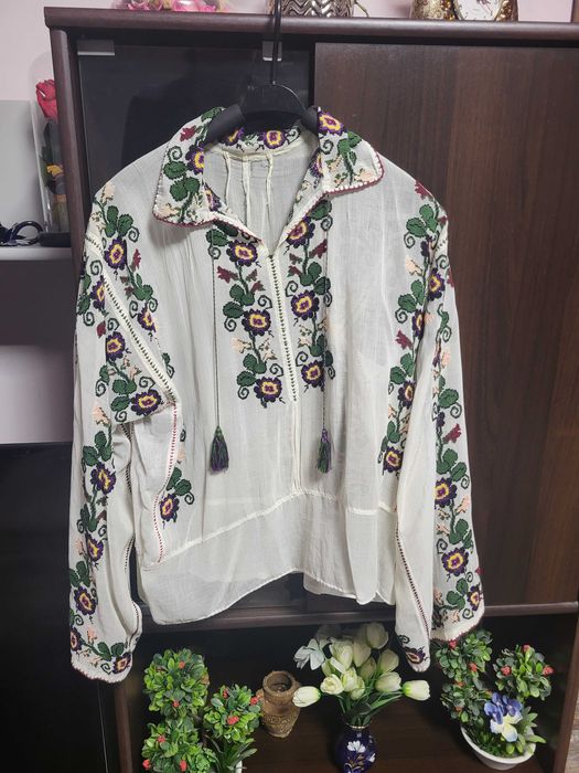 costum popular oltenesc 200+ ani