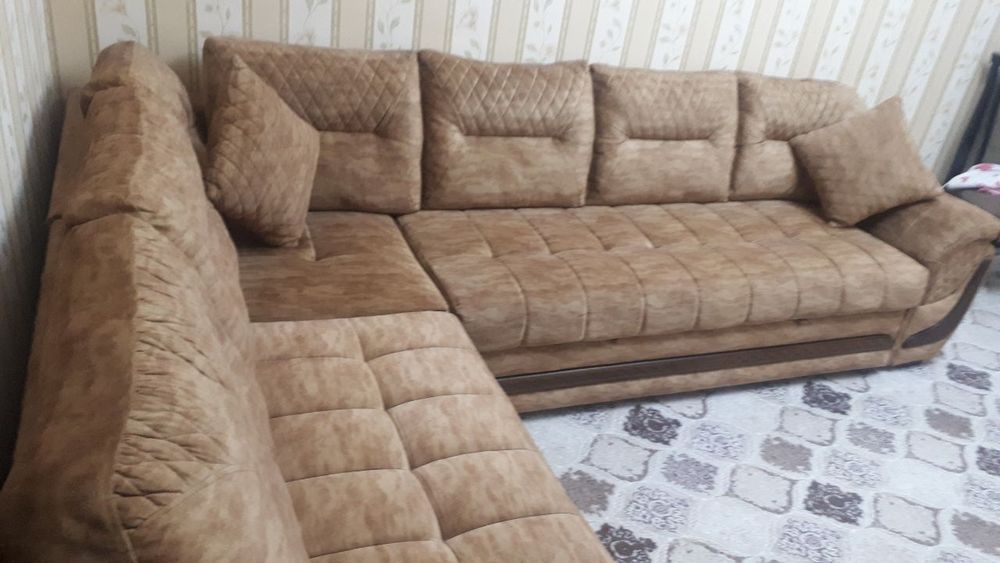 Продам диван в отличном состоянии