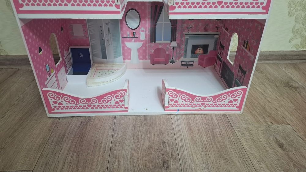 Домик для детей в хорошем состоянии