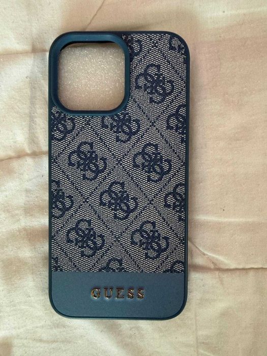 Husă Guess Albastră pentru iPhone 16 Pro Max