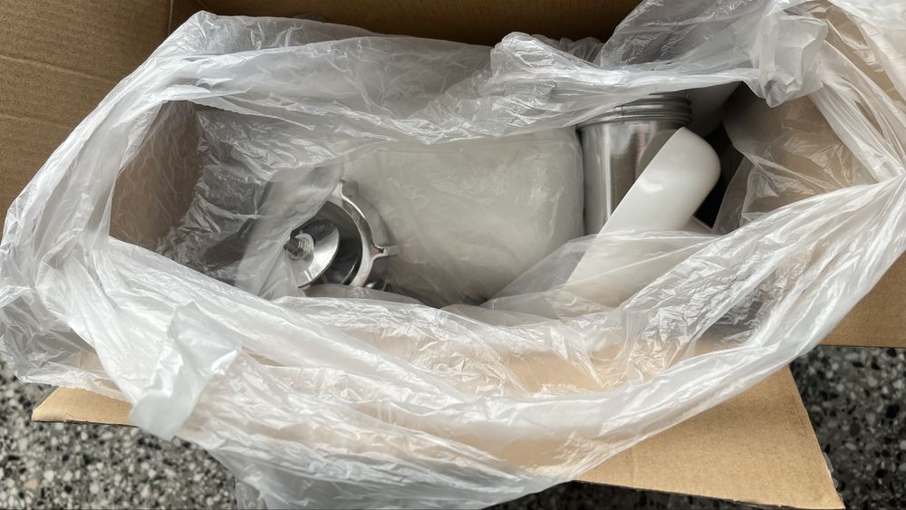 Електрическа Месомелачка за суджуци 600w нова