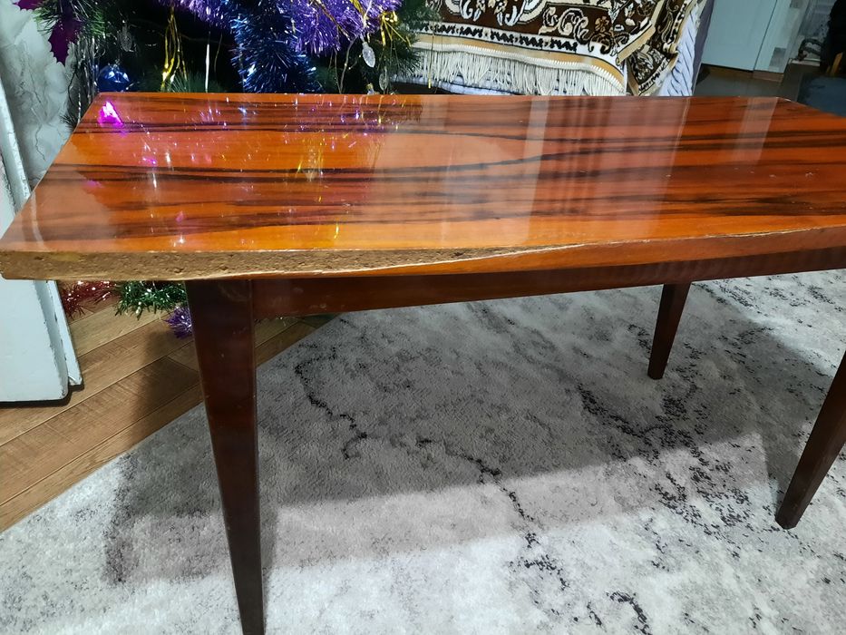 Срочно журнальный столик