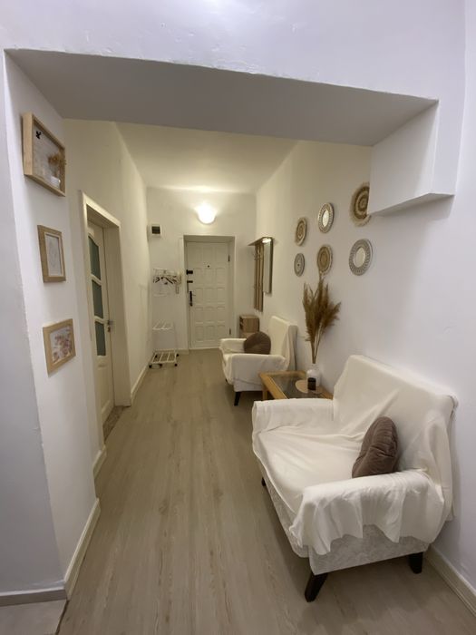Inchiriez apartament cu o camera- centru
