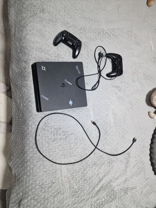 Vand ps4 slim aproape nou