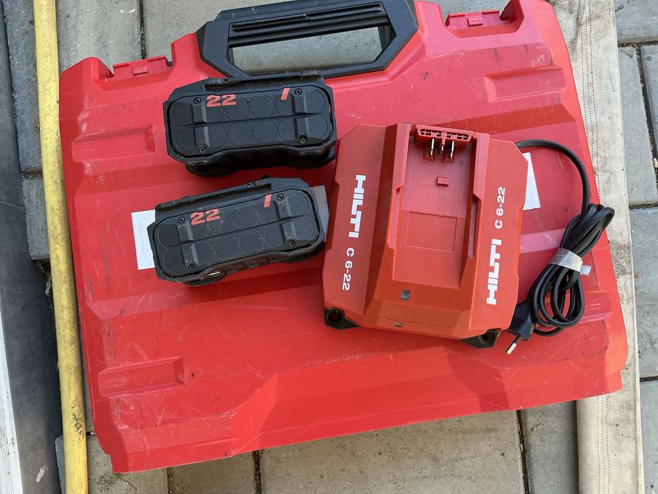 Vind set incarcatir Hilti si doi acumulatori de 5,2Ah 2025 neutilizati