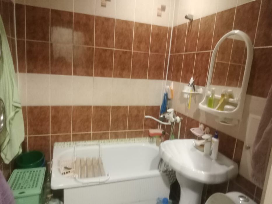 Продам квартиру в центре Аксу