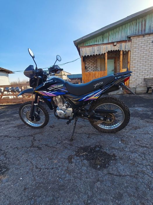 Продам мотоцикл. Эндуро 250 кубиков.