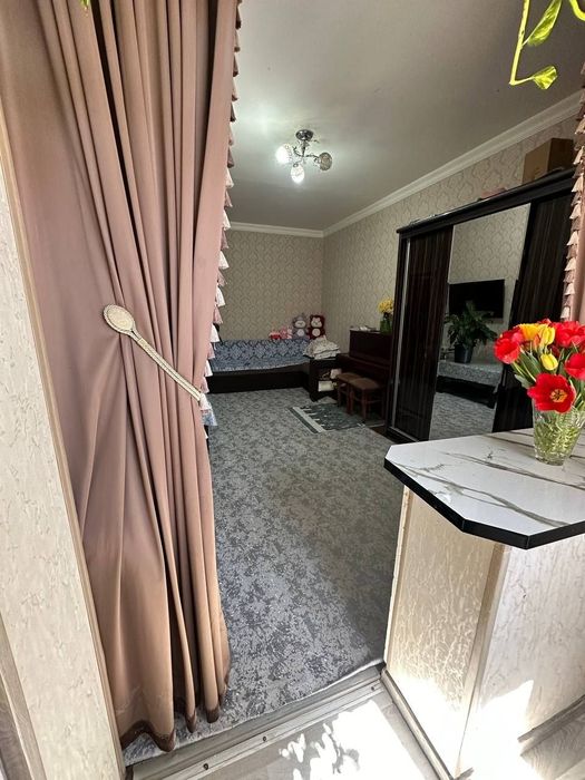 Срочно продаётся квартира Мирабадский р-н Куйлюк массив 2 1/2/4