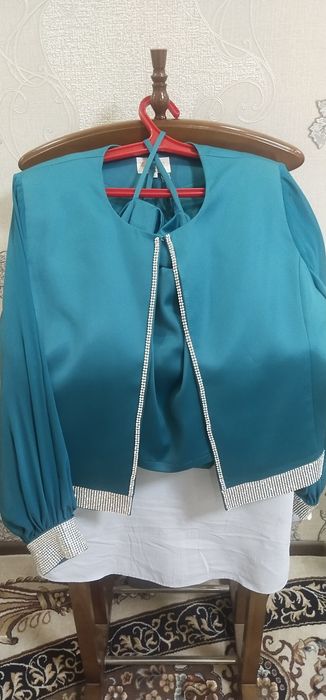 Костюм юбочный  на выход