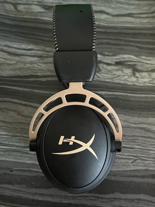 Наушник hyperx alpha