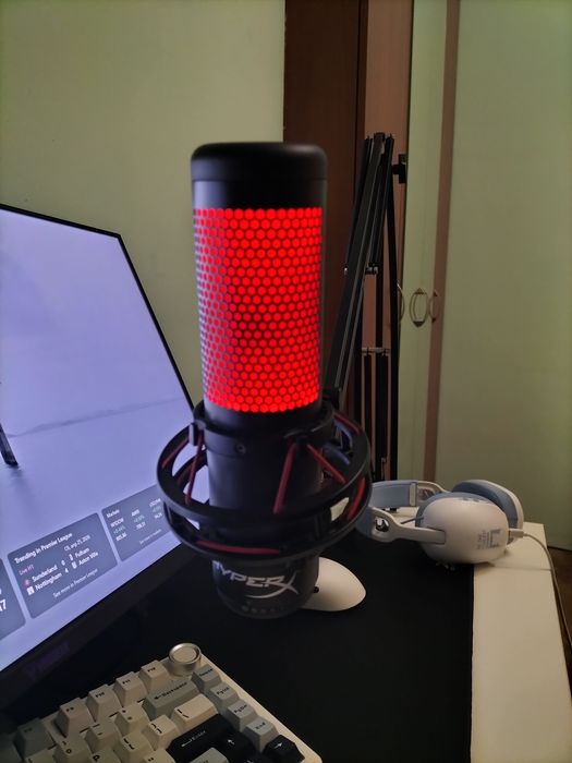 Микрофон игровой HyperX QuadCast (4P5P6AA)