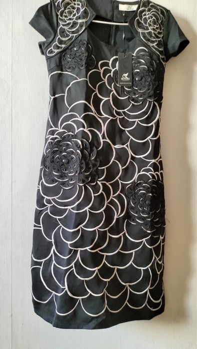 Одежды б/у, цена разные очень доступной цене