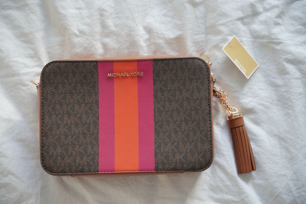 Michael Kors чанта