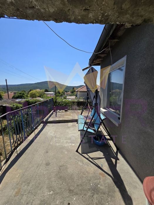 Продава се Къща в с. Оброчище, Област Добрич - 140 кв.м за 558 €/кв.м - Снимка #10