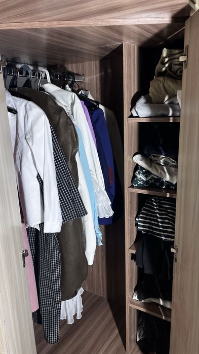 Шкаф,кровать, полки, столик 4в1