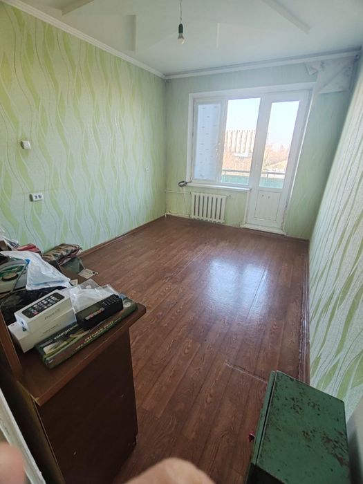 7 mkr 4 maktab yoni 3 xonalik 4 etajkani 4 etaji