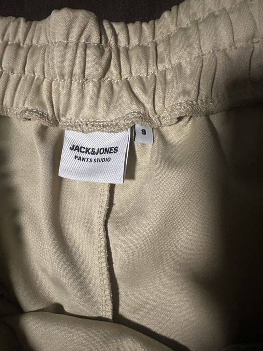 Pantaloni scurti barbati Jack and Jones