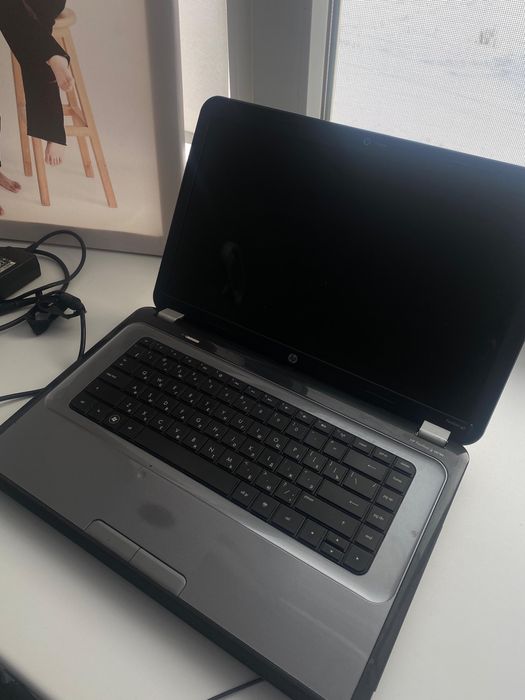 Күйі орта жағдайда ноутбук сатылымда