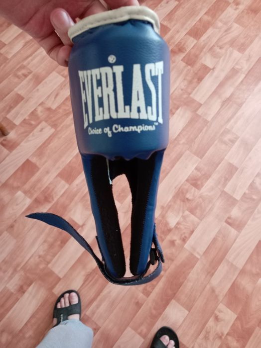 Продам , шлем защитный,