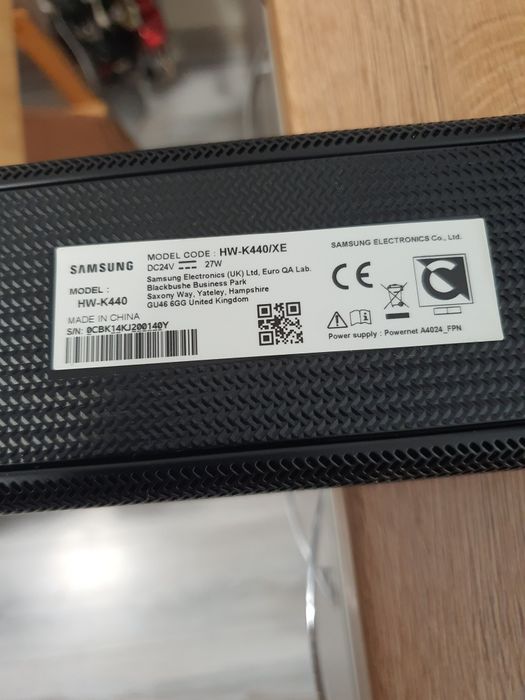 Саундбар Samsung със суббуфер