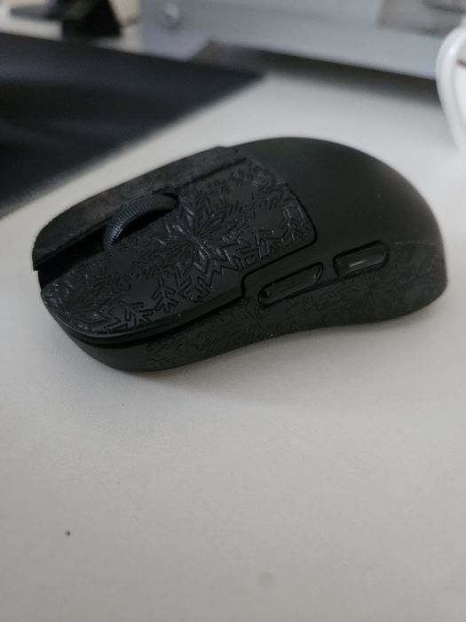 Ajazz aj159pro мышка, почти новая с зарядной станцией.