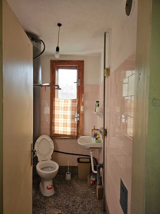 Продава се Къща в с. Глоговица, Област Перник - 216 кв.м за 297 €/кв.м - Снимка #11