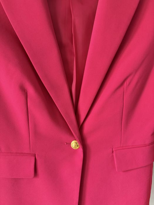 Три броя сака в бонбонен цвят и екрю