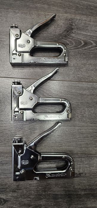 Степлер мебельный