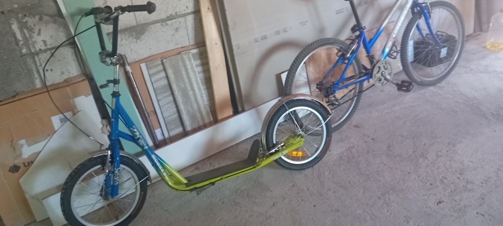 Vând trotinetă  cu  roti mari