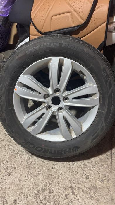 Продам зимние шины 225/60/17