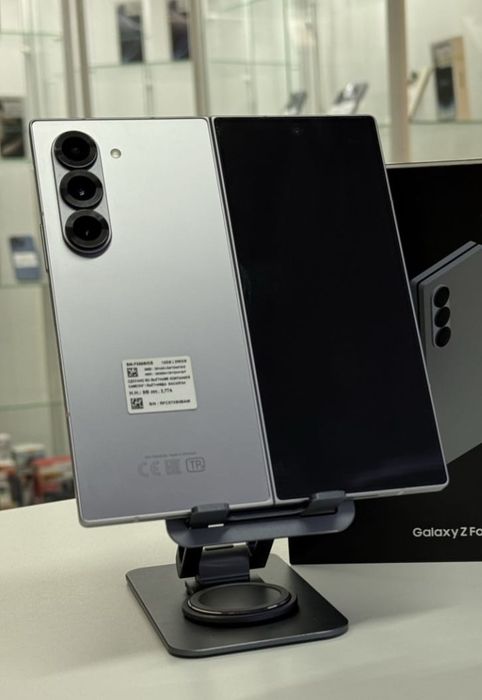 Samsung Galaxy z fold 6