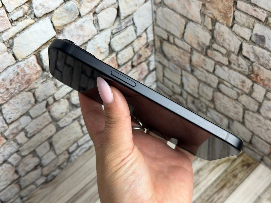 Iphone 15 черный 128гб