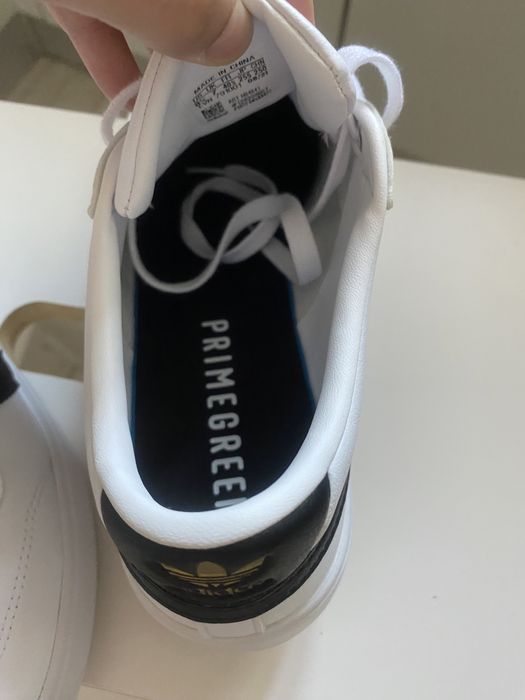 Adidasi Adidas, marimea 40 jumatate, superbi