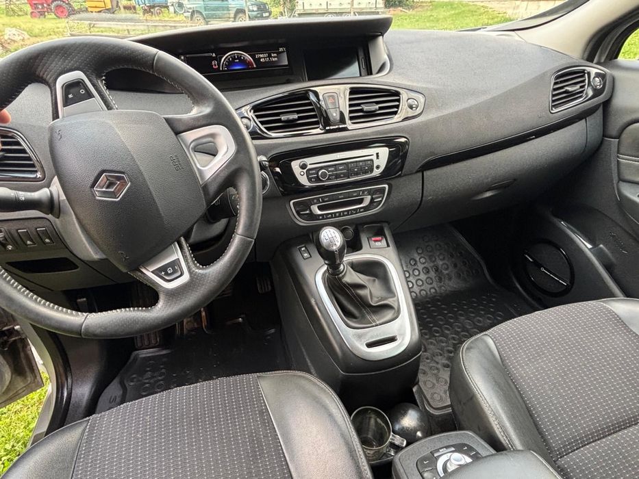 Vand Renault Grand Scenic 2012