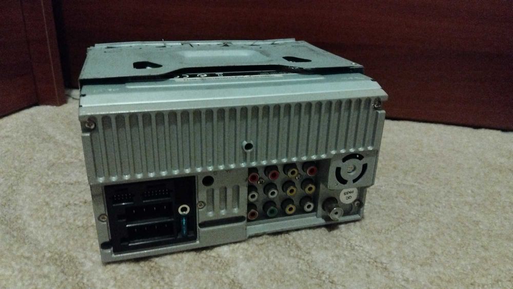 Мултимедия с камера и кутия