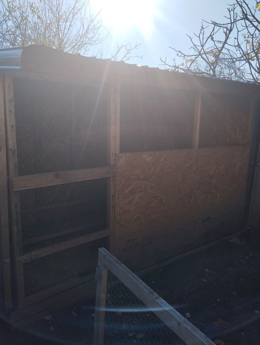 Magazie/ Coteț păsări/ Cușcă porumbei