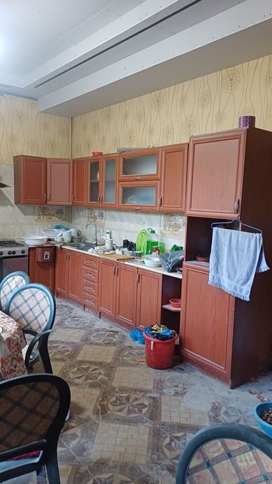 Продам кухонный мебель