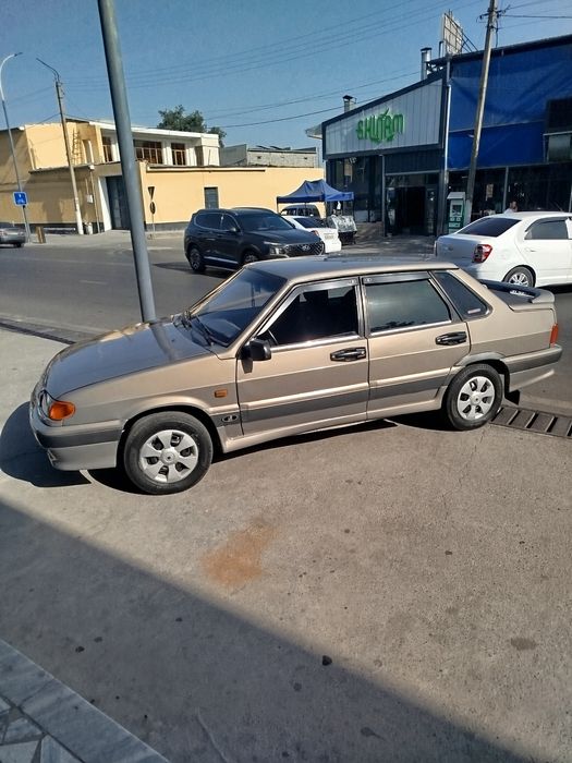 Лада 21015 Яхши Зур холатда Сотилади.