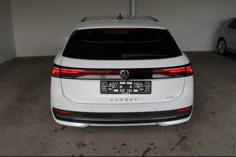 VOLKSWAGEN Passat 2024 — imagine 3