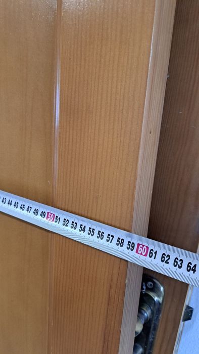 Продам двери дерево