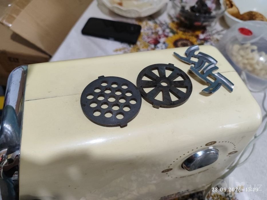 Мясорубка электрическая