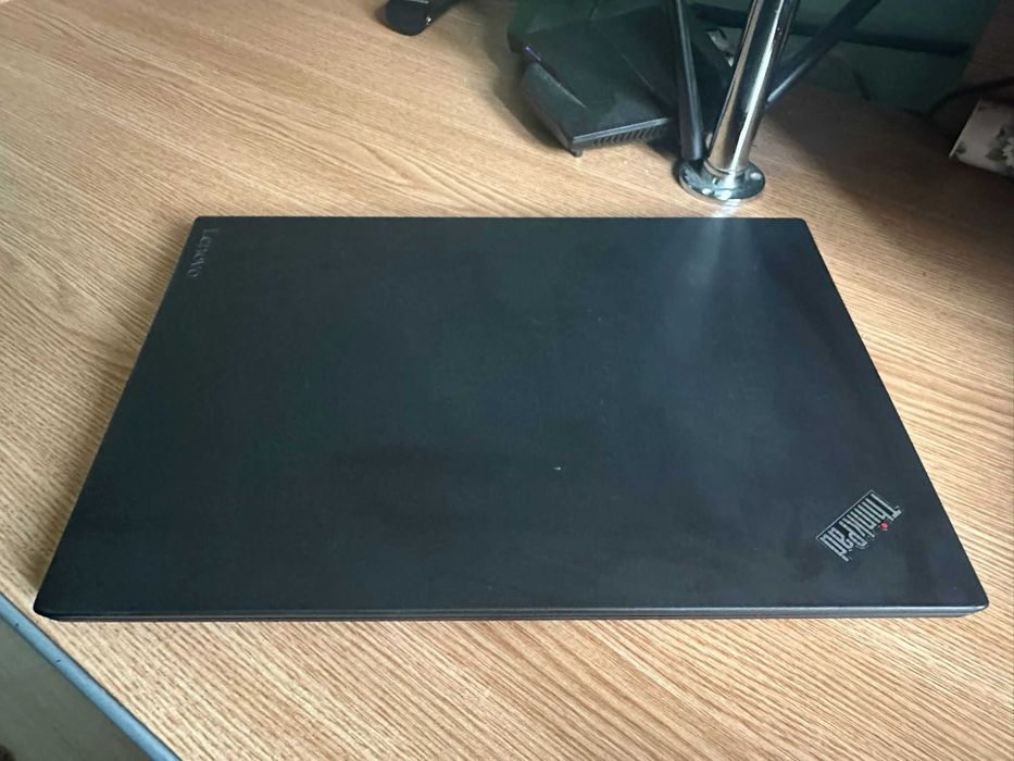 Lenovo ThinkPad T480 – i7 / 32GB RAM / 256 GB SSD pentru piese sau reparat