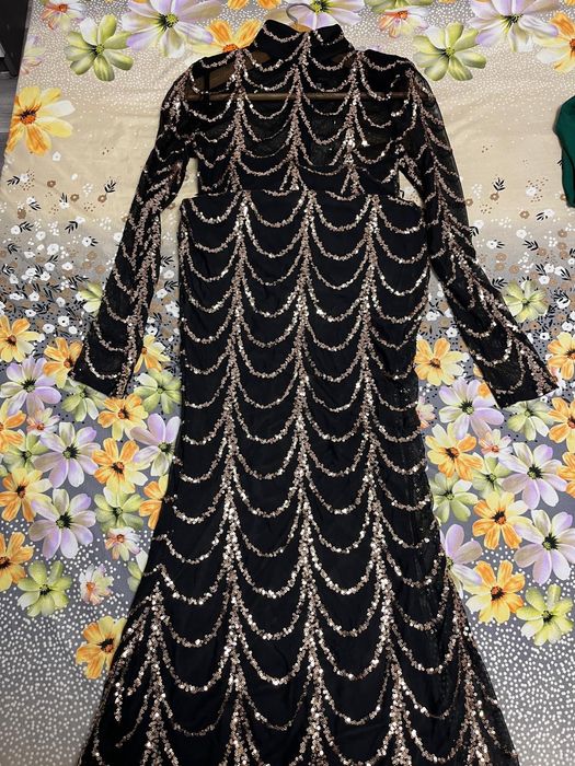 Vând rochie elegantă!