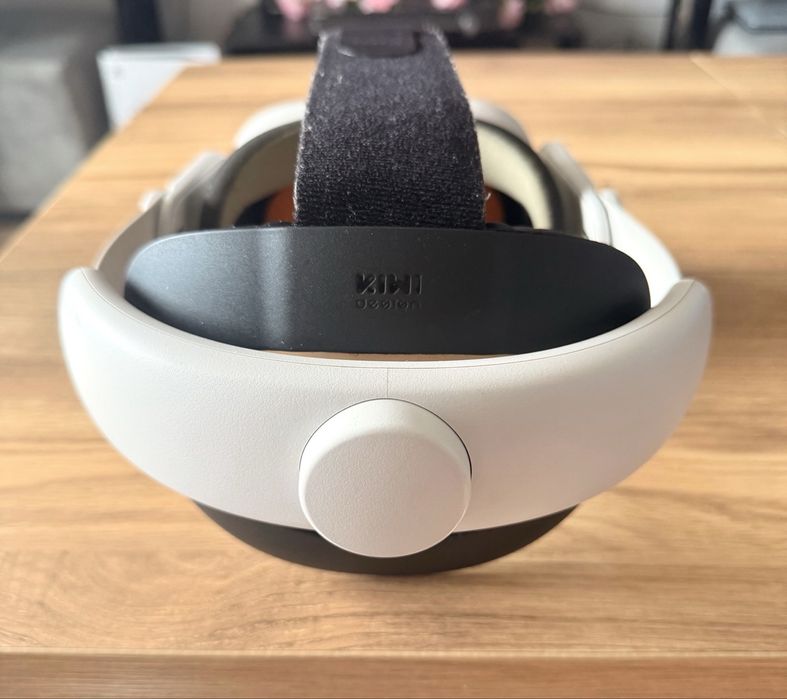 Meta Oculus Quest 2 256GB + 2 контролера и KIWI Design ремък