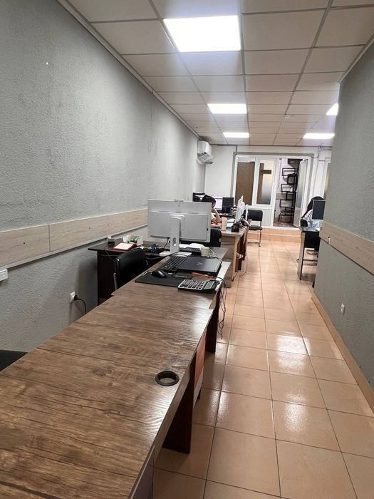 Евро офис Вдоль Дороги Чиланзар 6кв 60м2