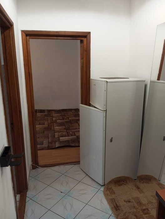De închiriat garsoniera