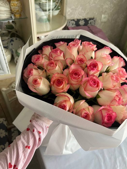 Цветы Әдемі роза гүлдер