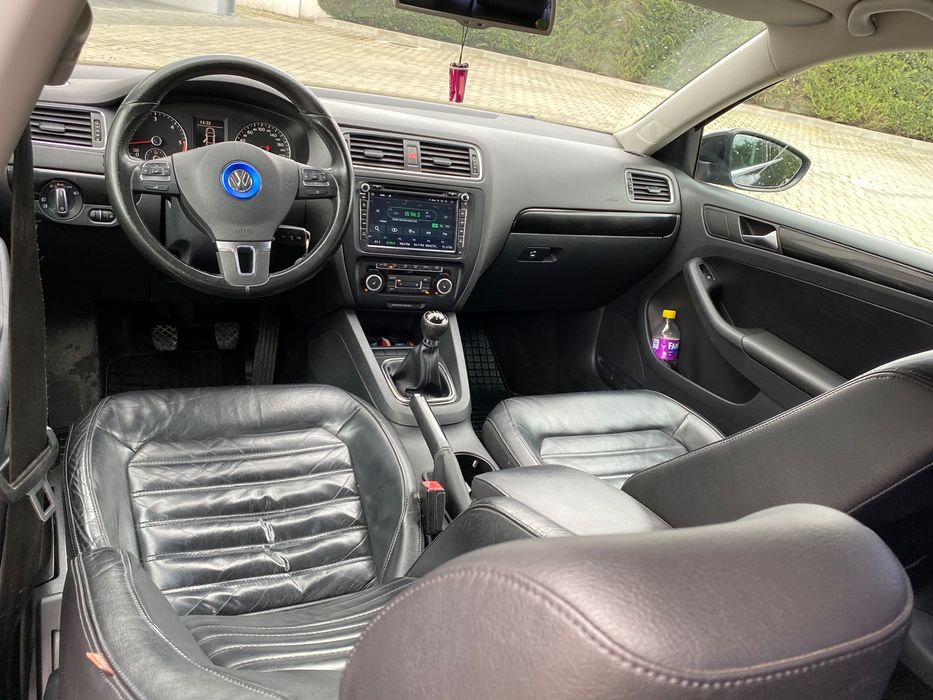Vw Jetta 1.6 tdi 105 cp 2012